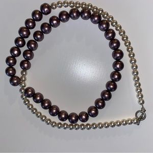 Handmade pearl necklace